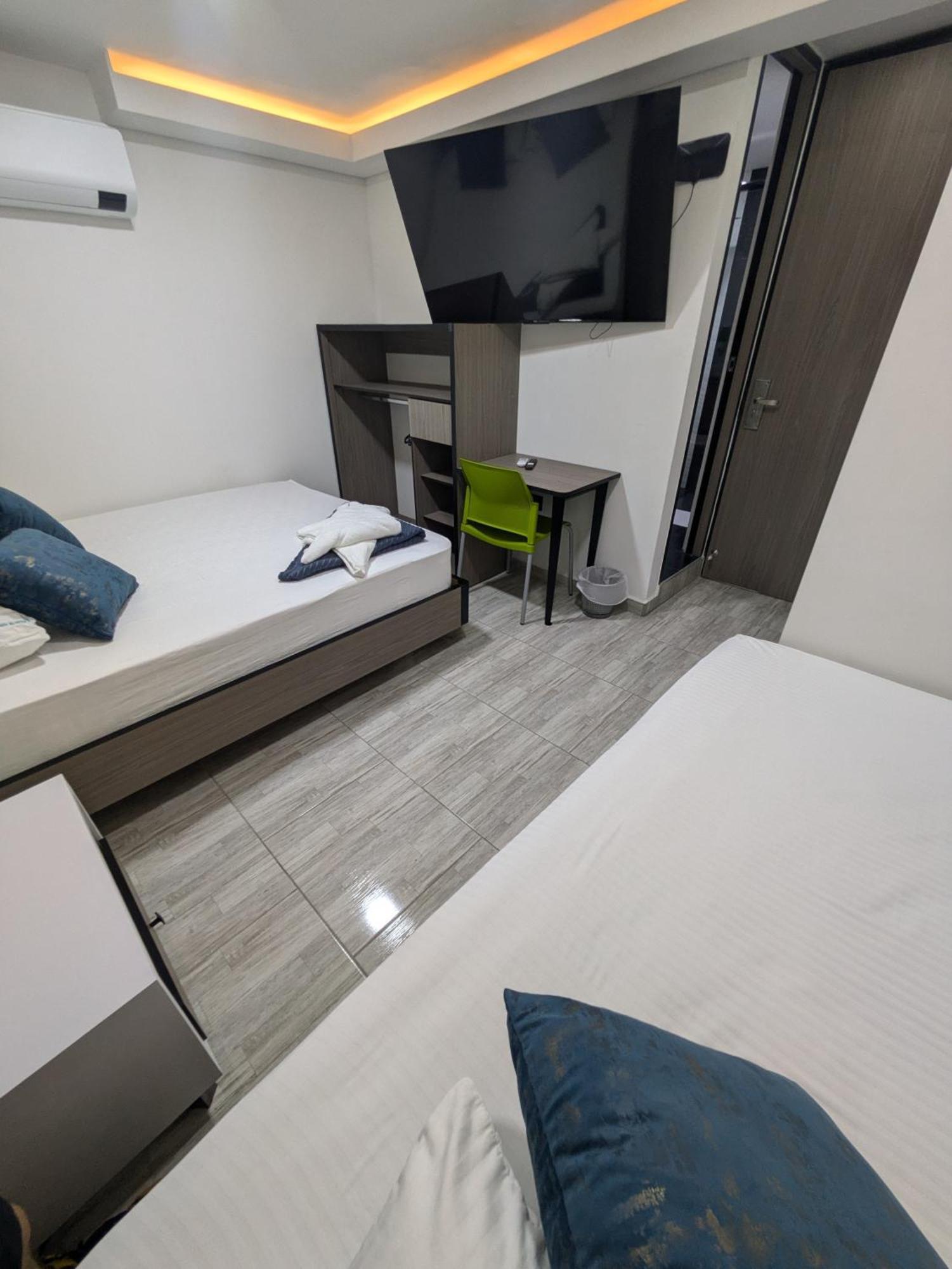 Hostel Boutique Nido De Loros Медельин Экстерьер фото