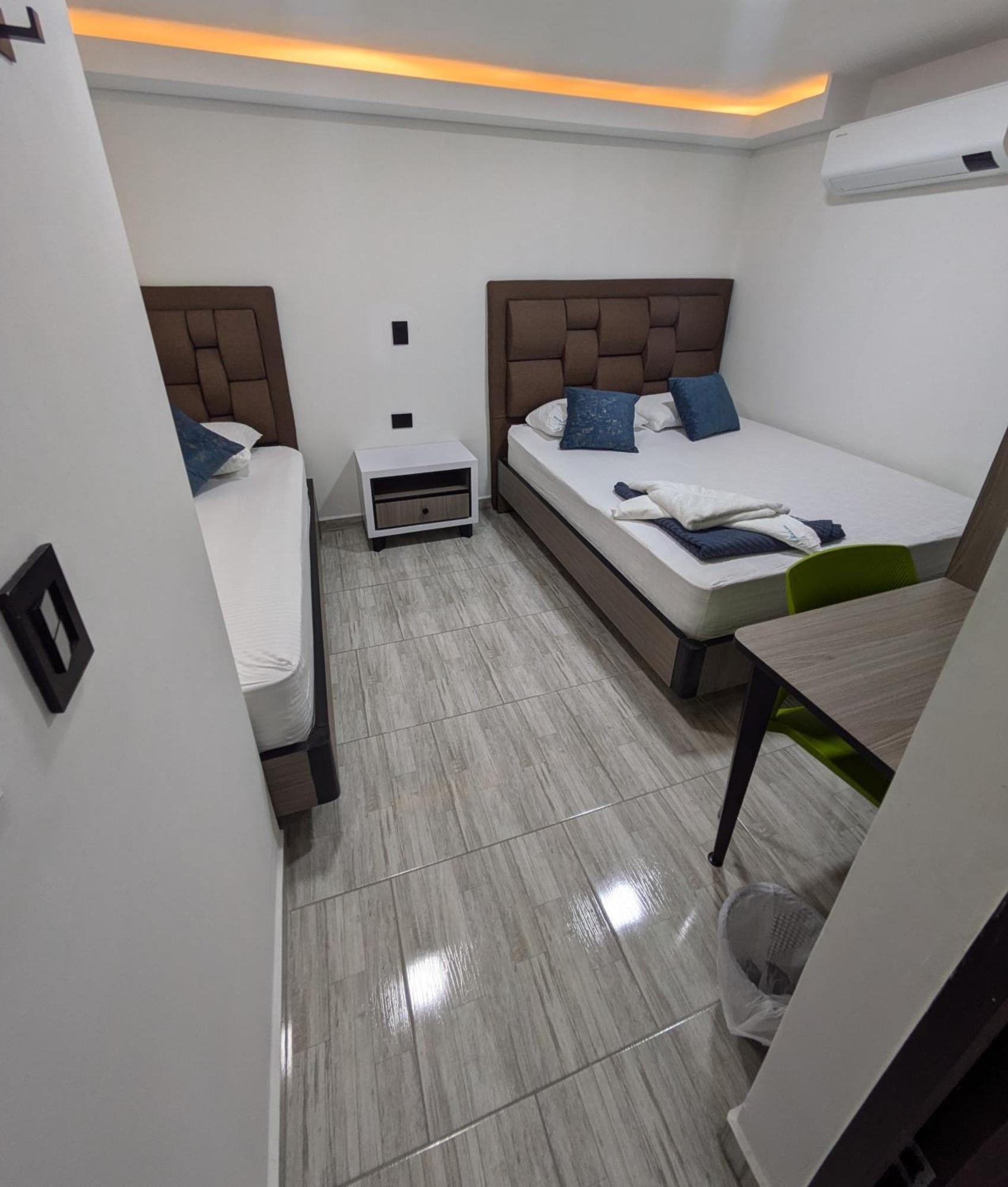 Hostel Boutique Nido De Loros Медельин Экстерьер фото