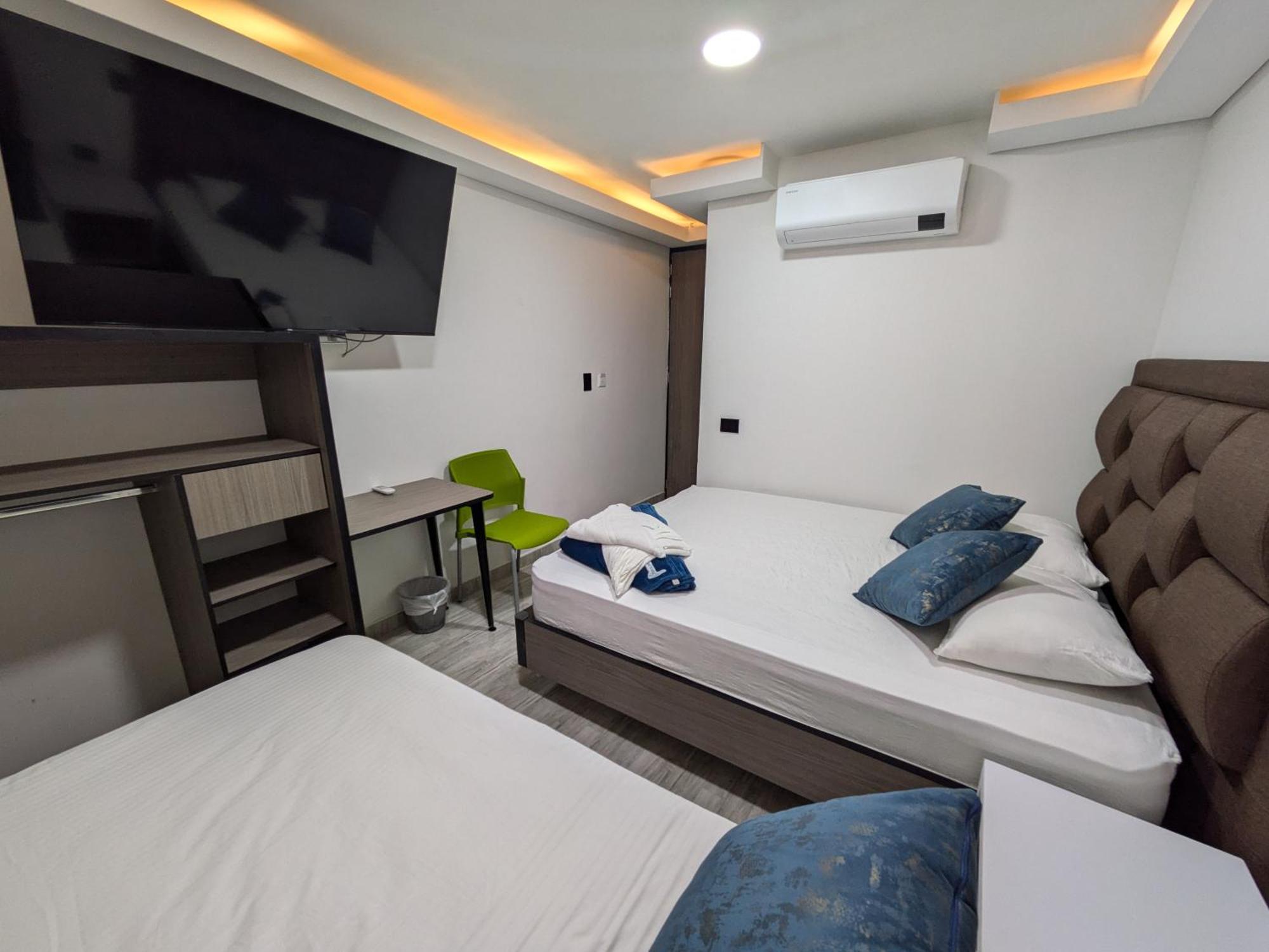Hostel Boutique Nido De Loros Медельин Экстерьер фото